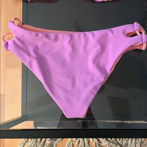 Reversible bikini - Picture 2 of 3